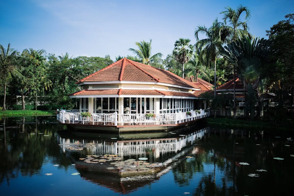 Phokeethra Country Club Resort