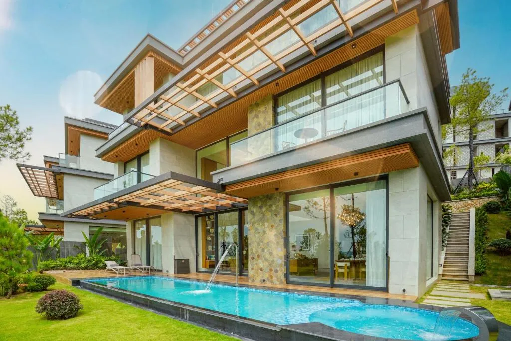 Silk Path Dong Trieu - Villa Pool - Premium Southeast Asia Golf Tours