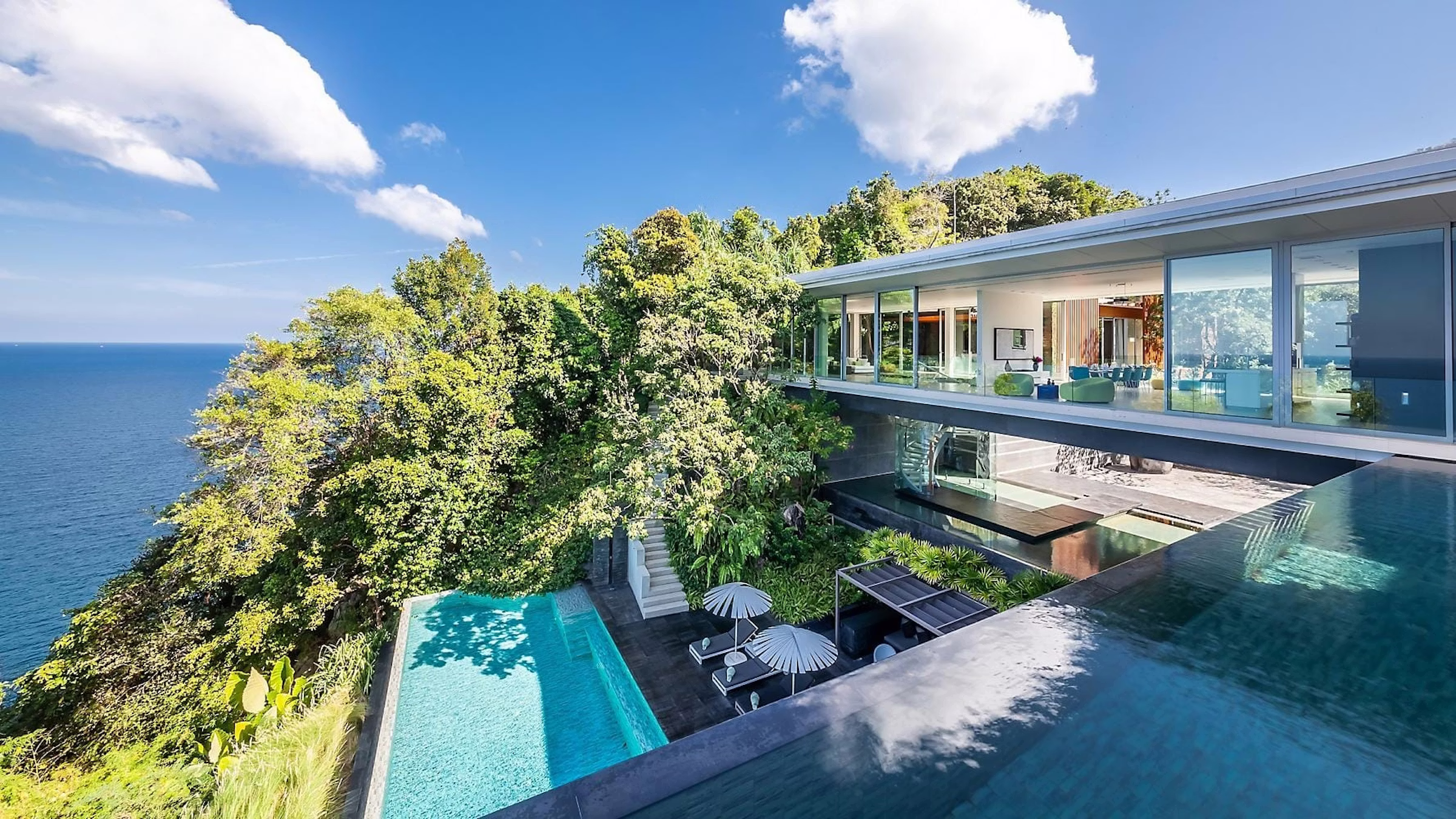 Shall We Stay In Villas or Suites