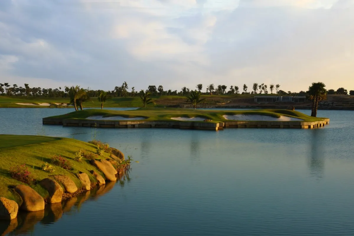 Chhun On Golf Resort
