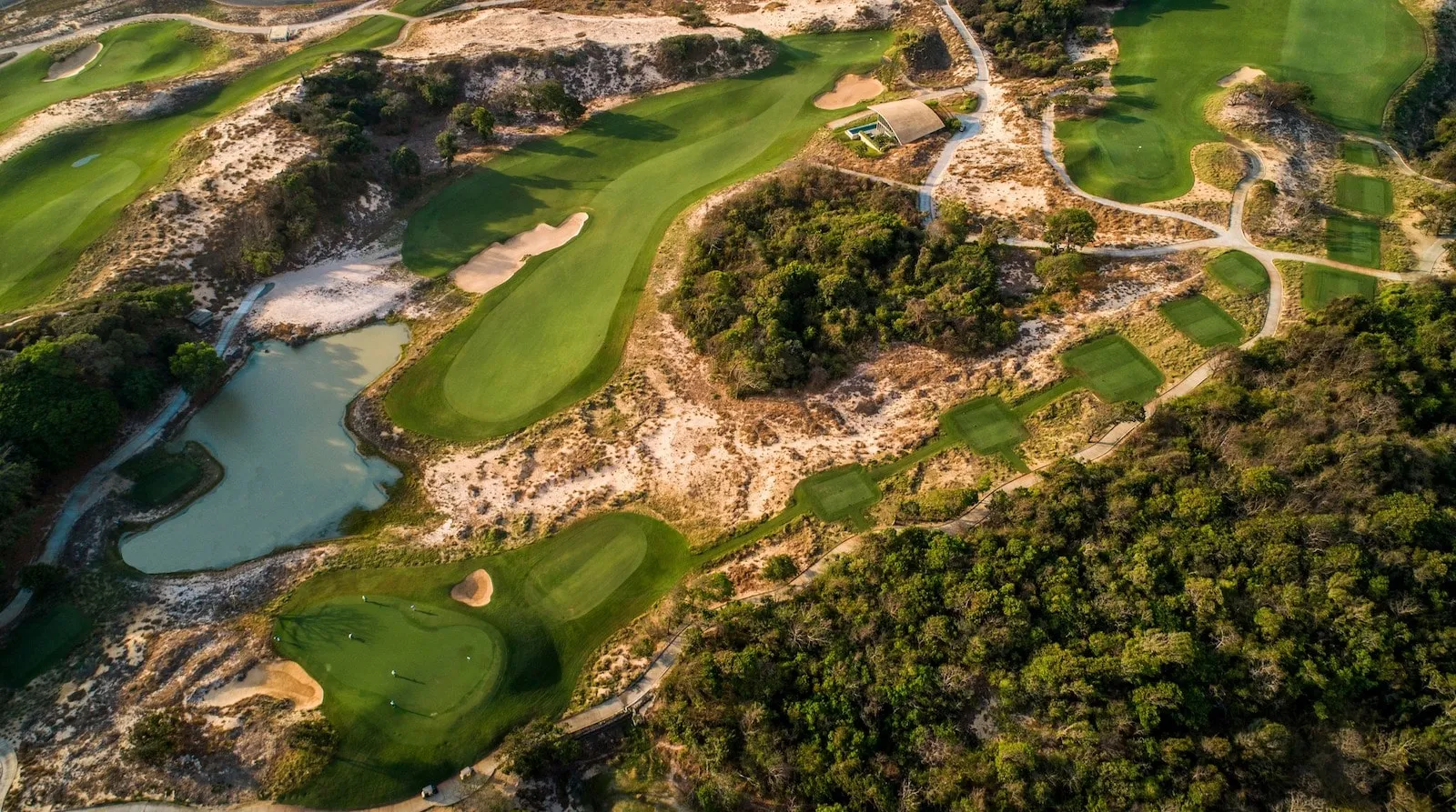 The Bluffs Grand Ho Tram