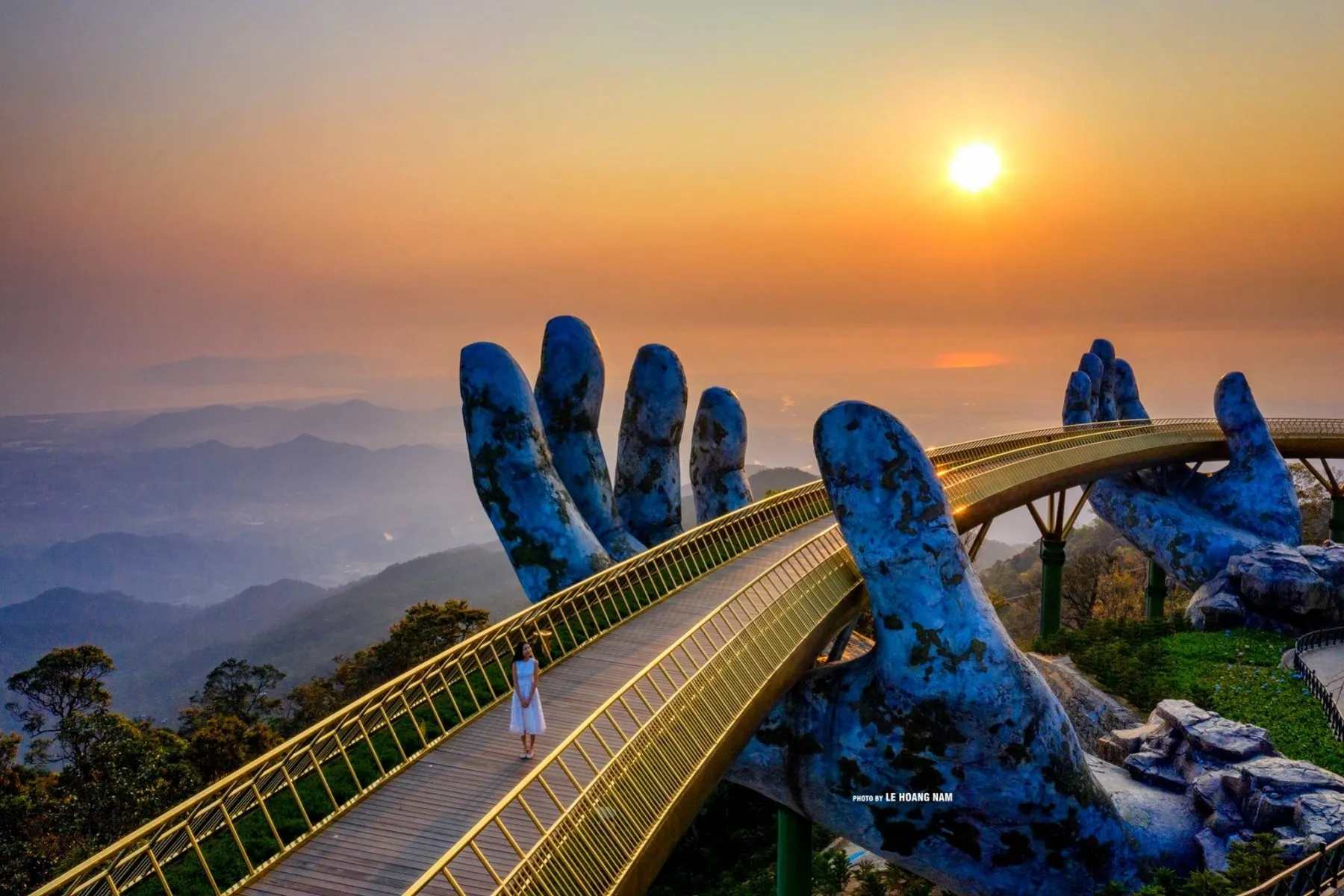 Ba Na Hills & Golden Bridge Excursion