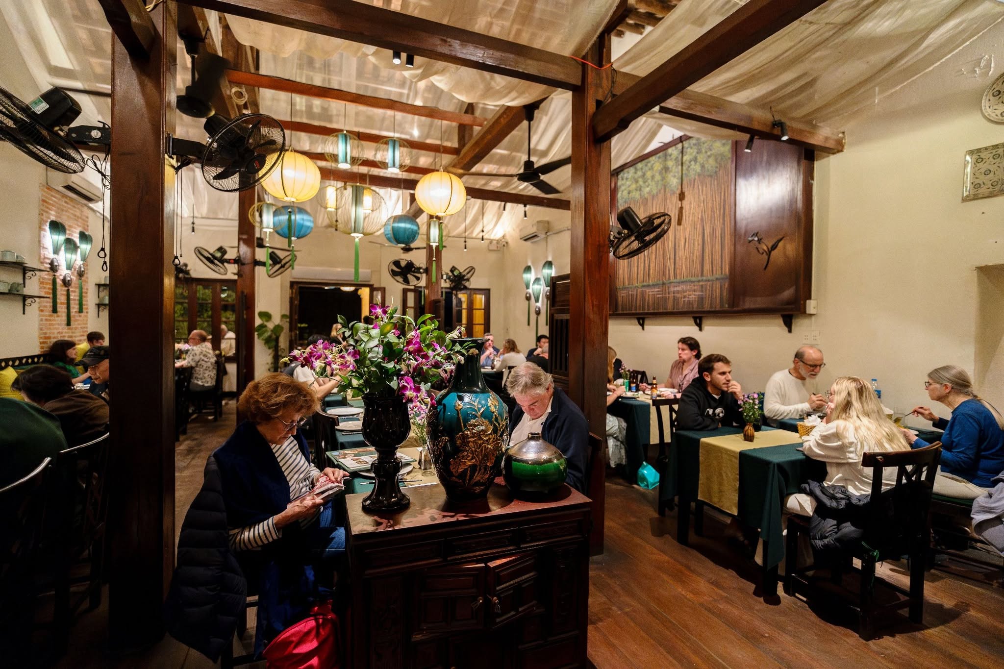 Morning Glory Vietnamese restaurant traditional local food Hoi An 2026